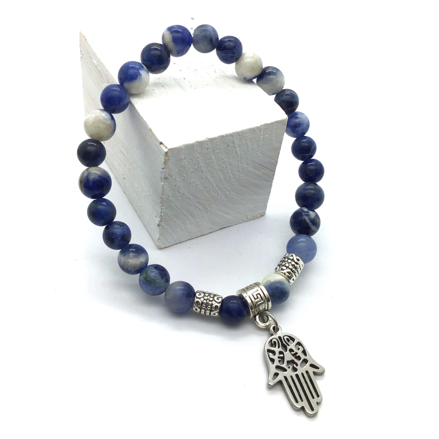Pulsera sodalita bolas 6mm con mano de fátima
