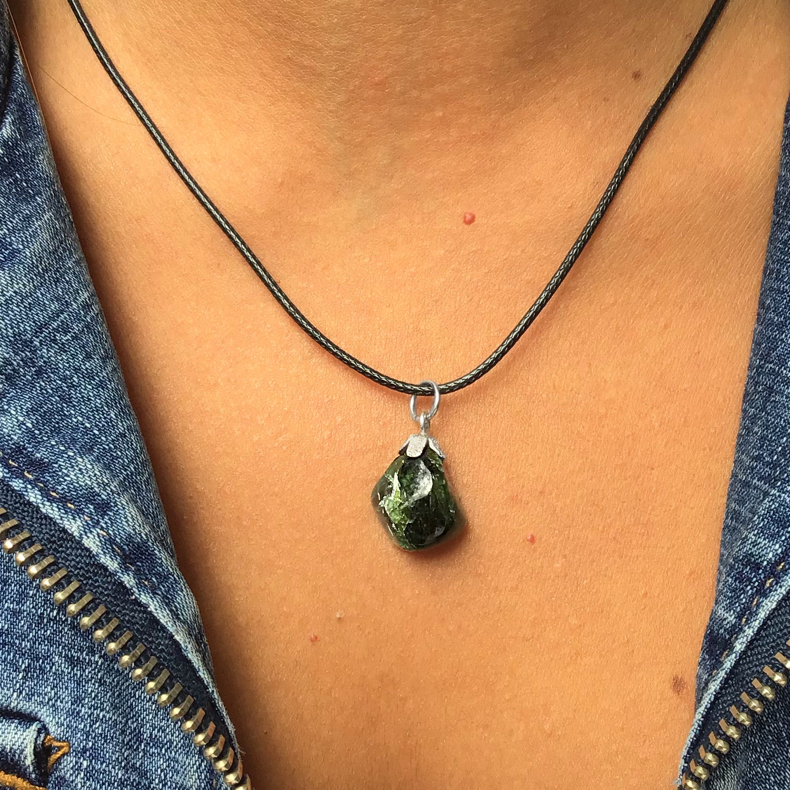 Selected Variant Image