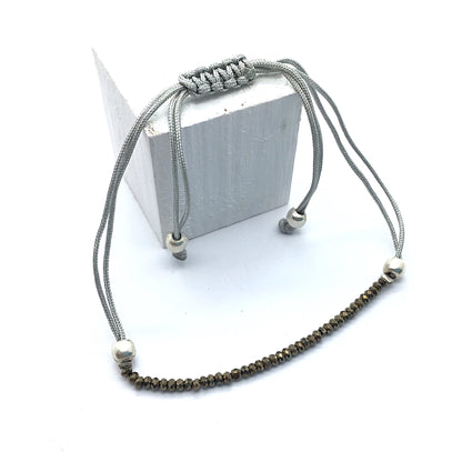 Pulsera Pirita macrame bolas 2mm facetada ajustable
