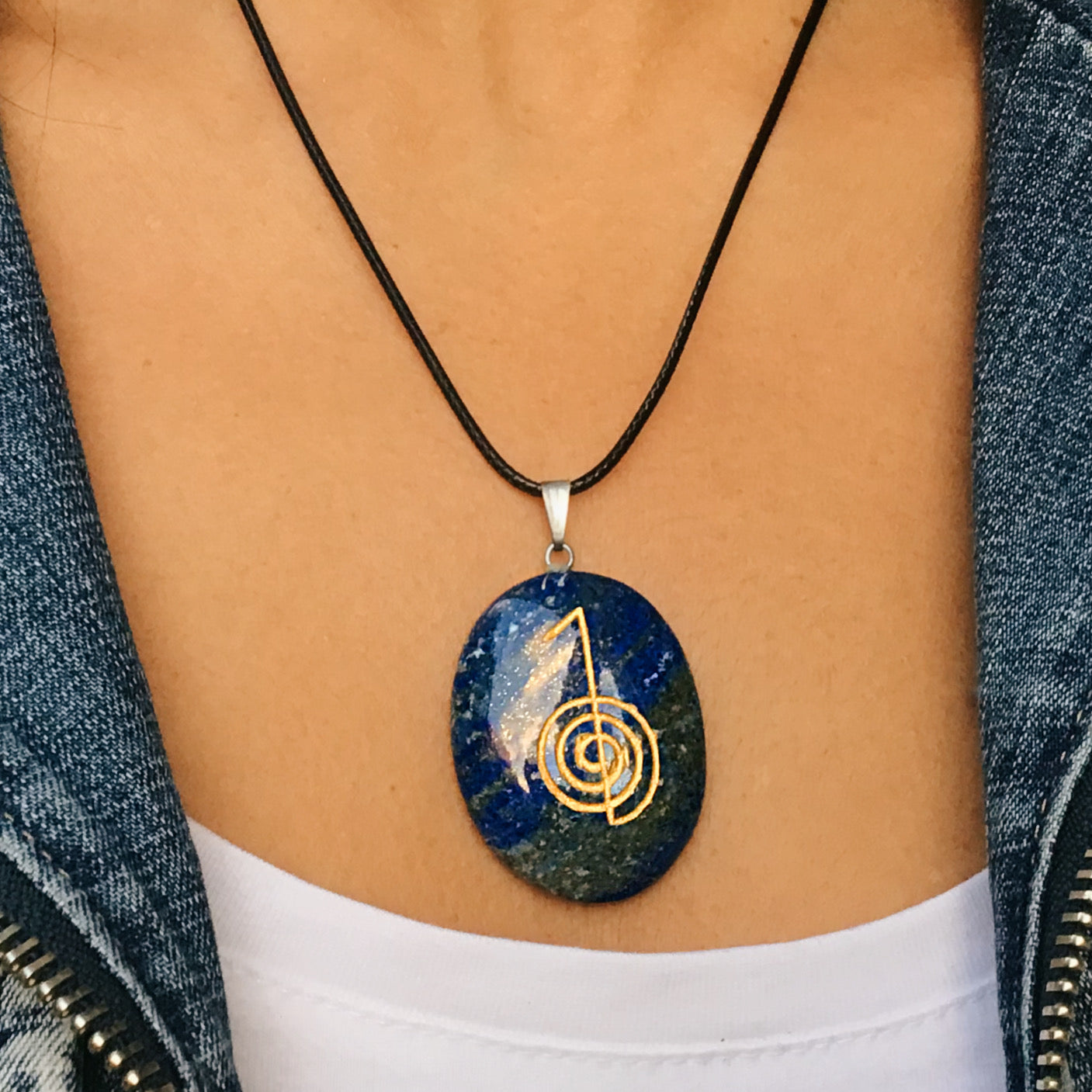 Collar chokurei lapislazuli 3-4 cm