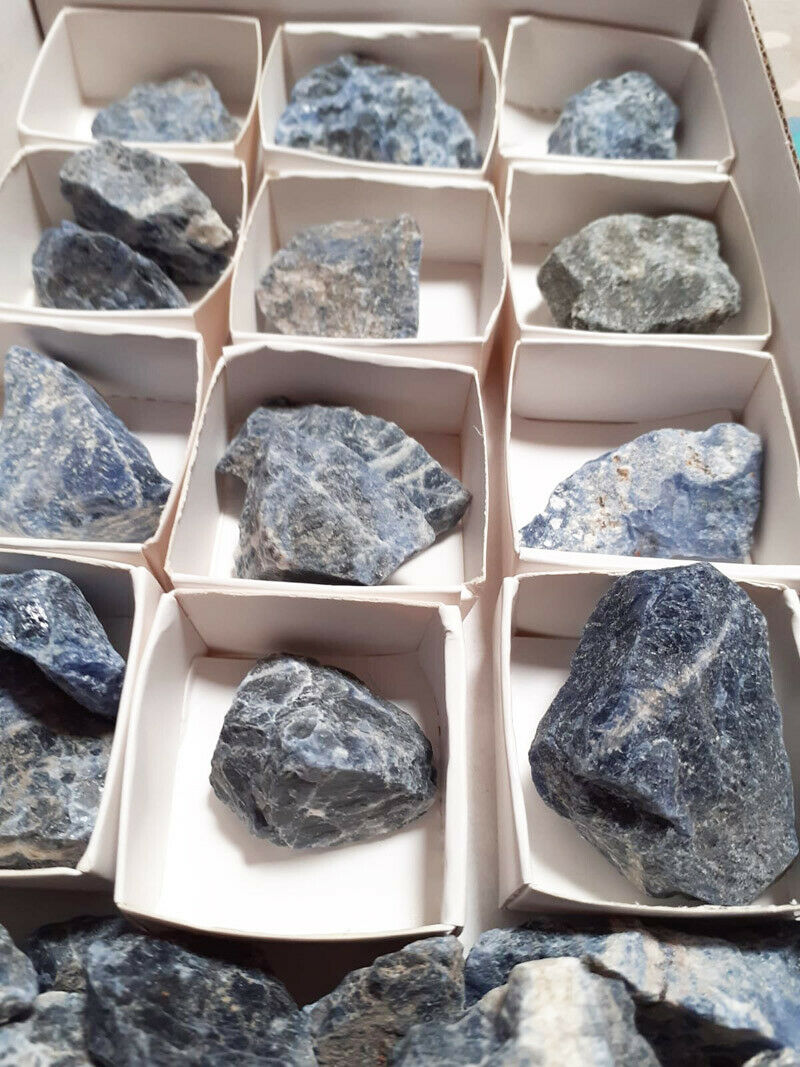 Sodalita En Bruto 3-4 cm