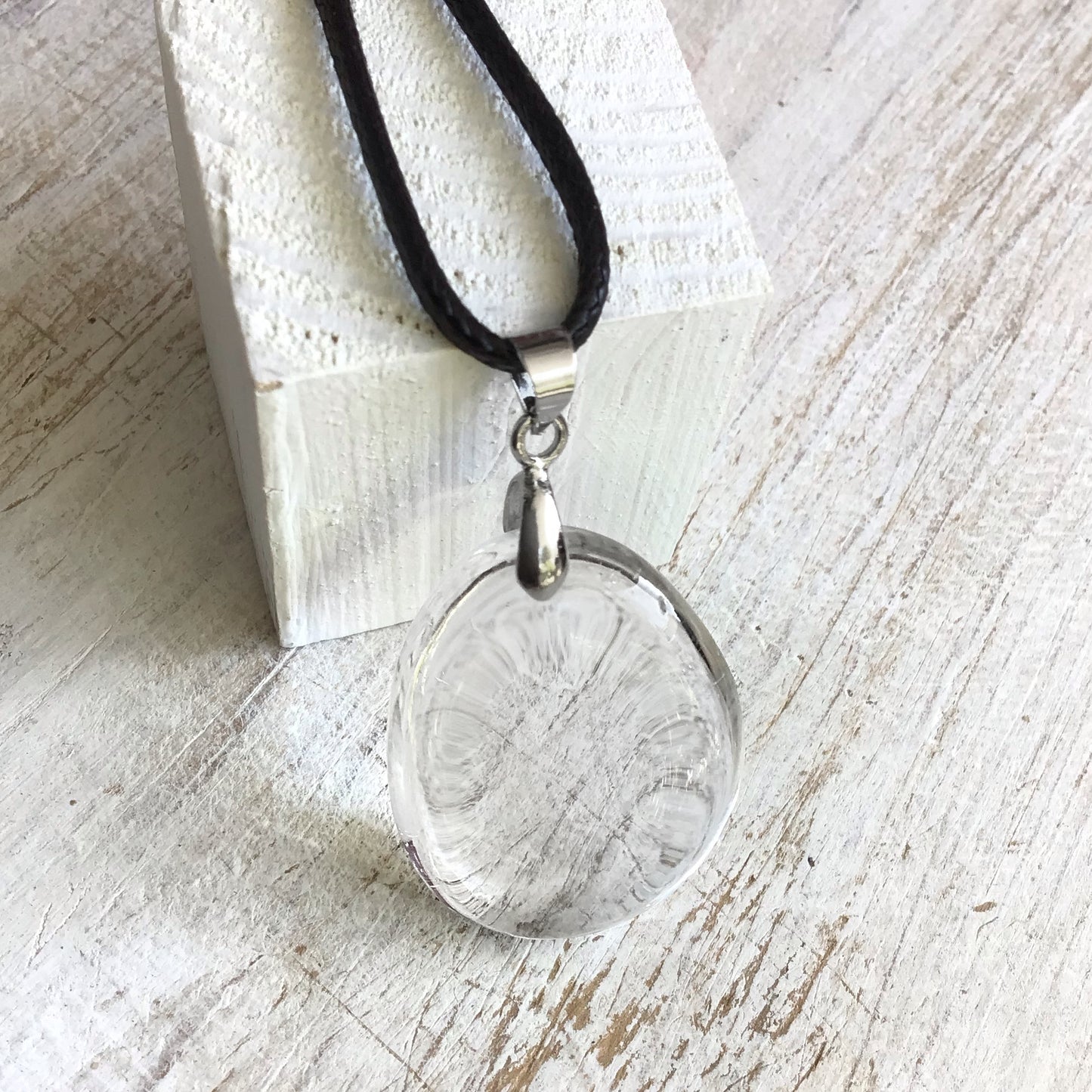 Collar Cuarzo Blanco plano 3-4 cm