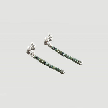 Pendientes largos Esmeralda bolas talladas 2mm