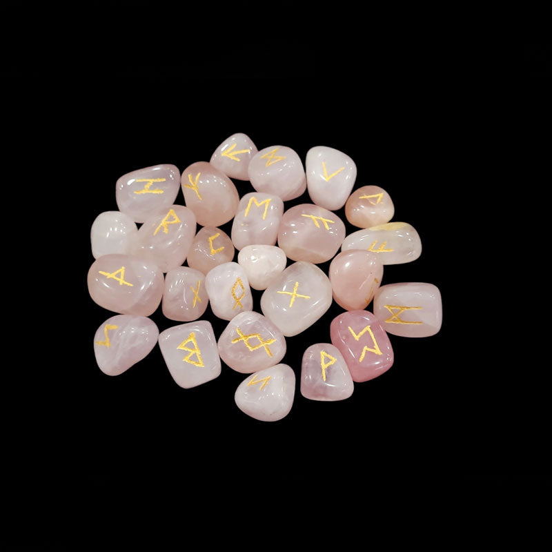 Juego Runas Cuarzo rosa artesanas en bolsita