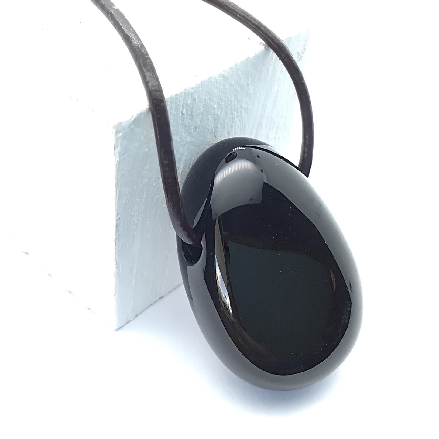 Collar obsidiana negra perita 3cm