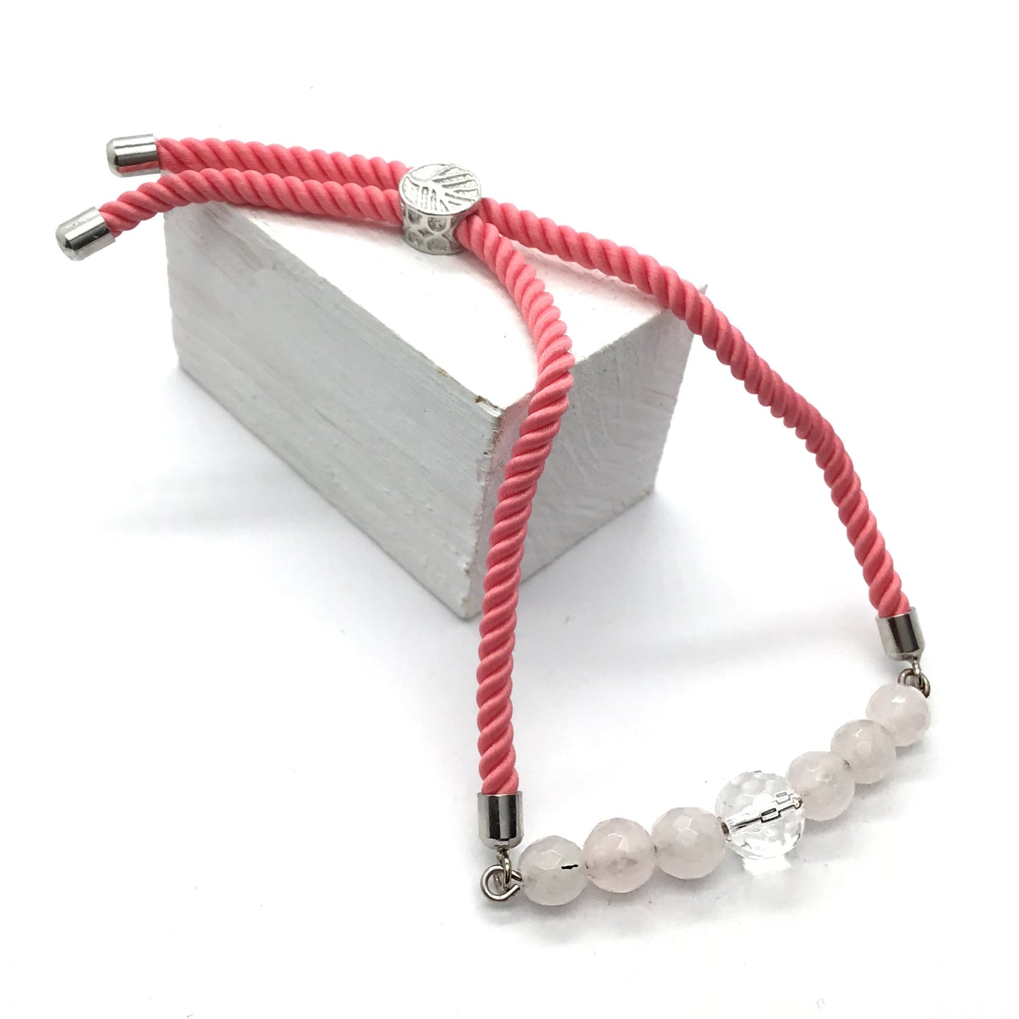 Pulsera cuarzo rosa y bola de cuarzo con seda, ajustable