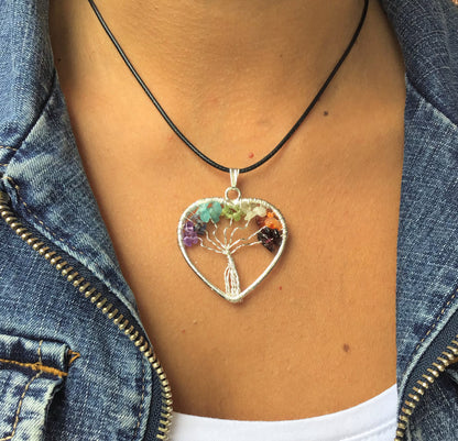 Collar 7 chakras corazón