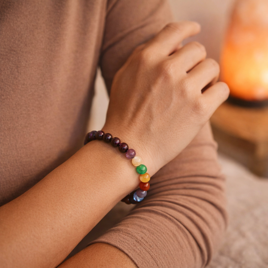 Equilibra tus chakras y activa tu energía interior (pulsera 7 chakras con granate bolas 6mm)