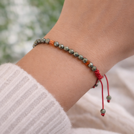 Pulsera Pirita Facetada Macramé Ajustable