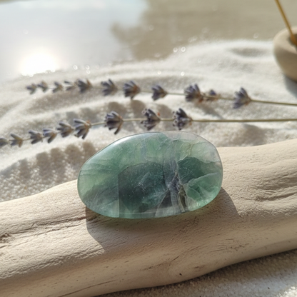 Piedra chakra fluorita 3-4 cm