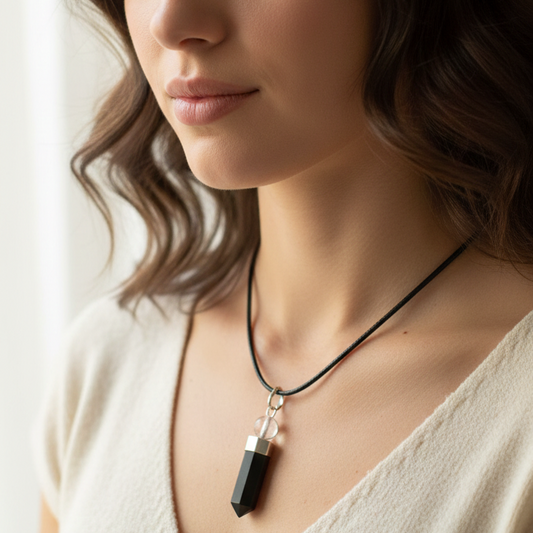 Collar shungit punta con bola de cuarzo 3-4cm