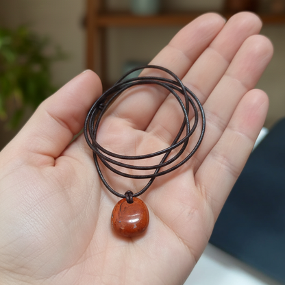 Collar jaspe rojo caramelito 2-3 cm