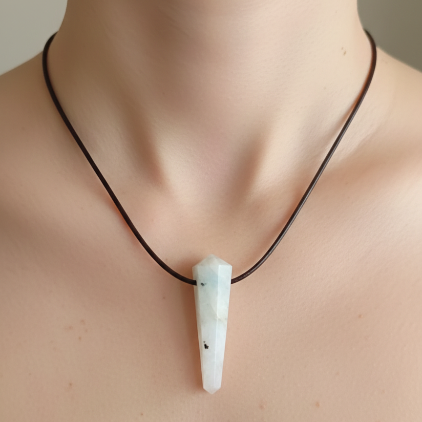 Collar piedra luna punta biterminada 3-4 cm