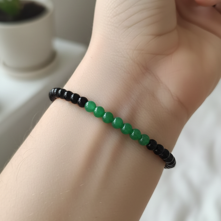 Pulsera jade verde con obsidiana negra 4mm