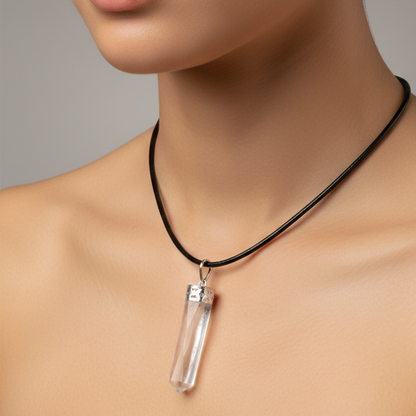 Collar Cuarzo Blanco punta lapidada  3-4 cm