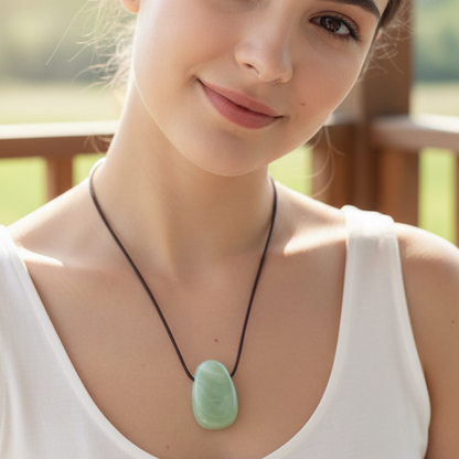 Collar jade verde perita 3-4 cm